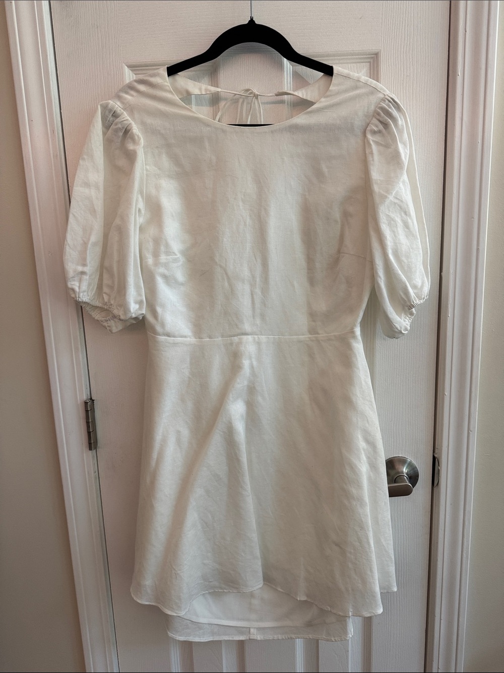 ALL ABOUT MAY White Linen Cotton Blend Puff Sleeve Open Back Mini Dress Size 8